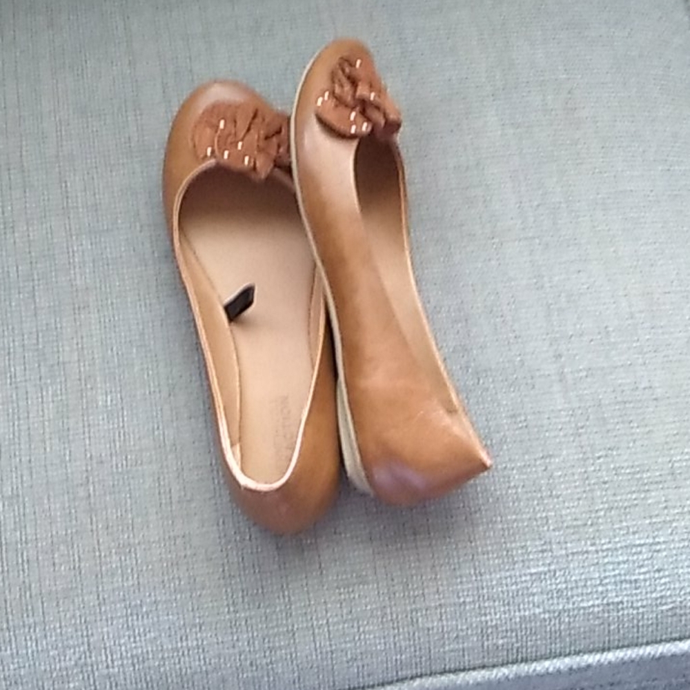 Shoes - Picture 3 of 3